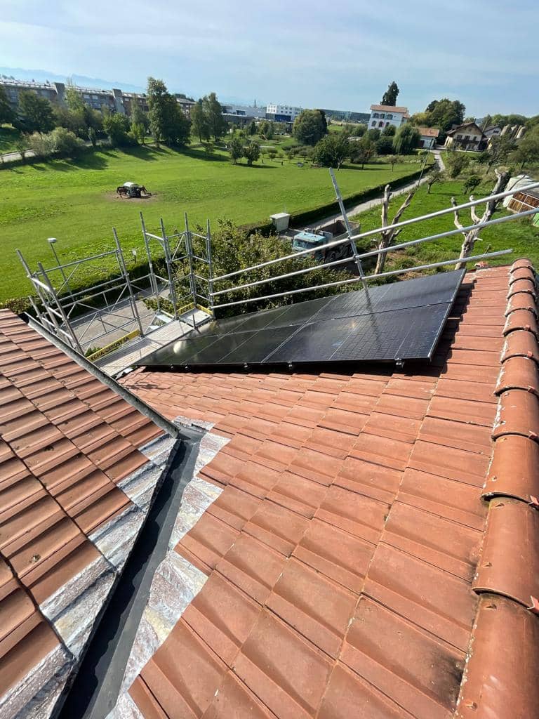 Installation de panneaux solaires Suisse Romande - Helvetiqua (17)